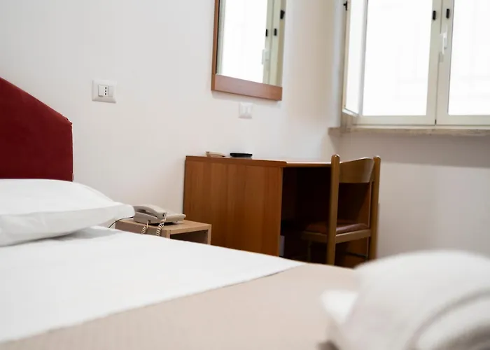 Casa Per Ferie Santa Maria Alle Fornaci Otel